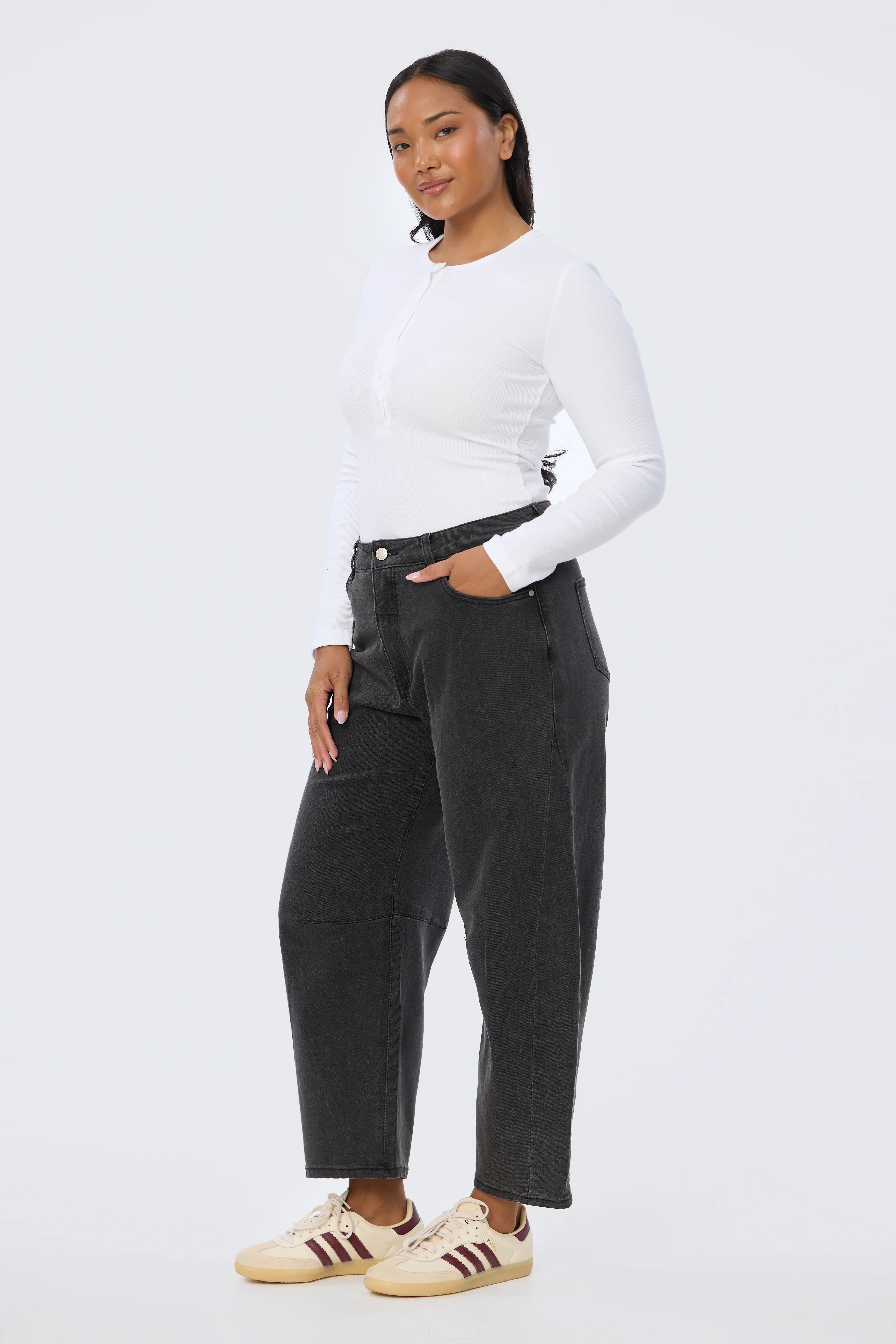 Horseshoe Jeans - Black Wash (Pre-Order) - Image 8