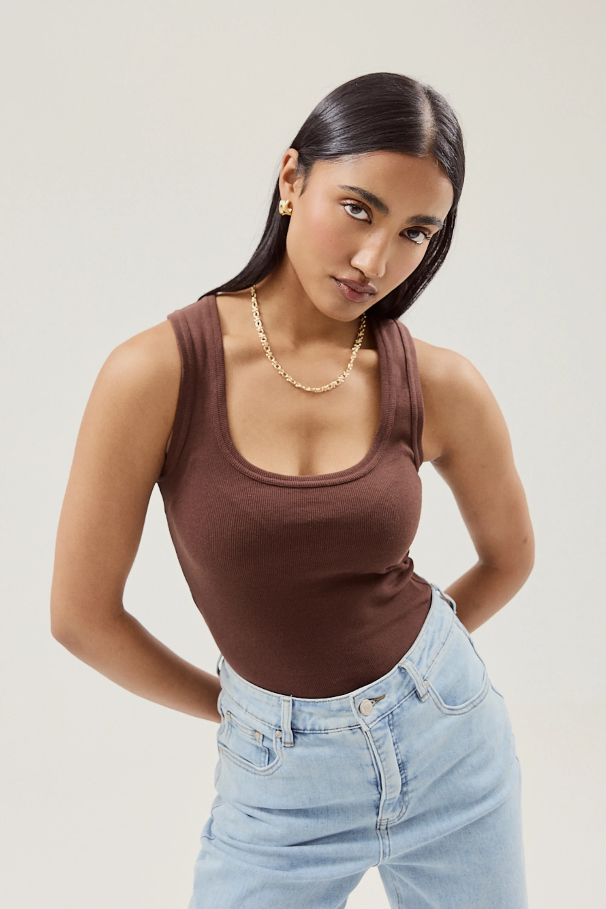 Scoop Neck Ribbed Tank - Espresso - Image 7