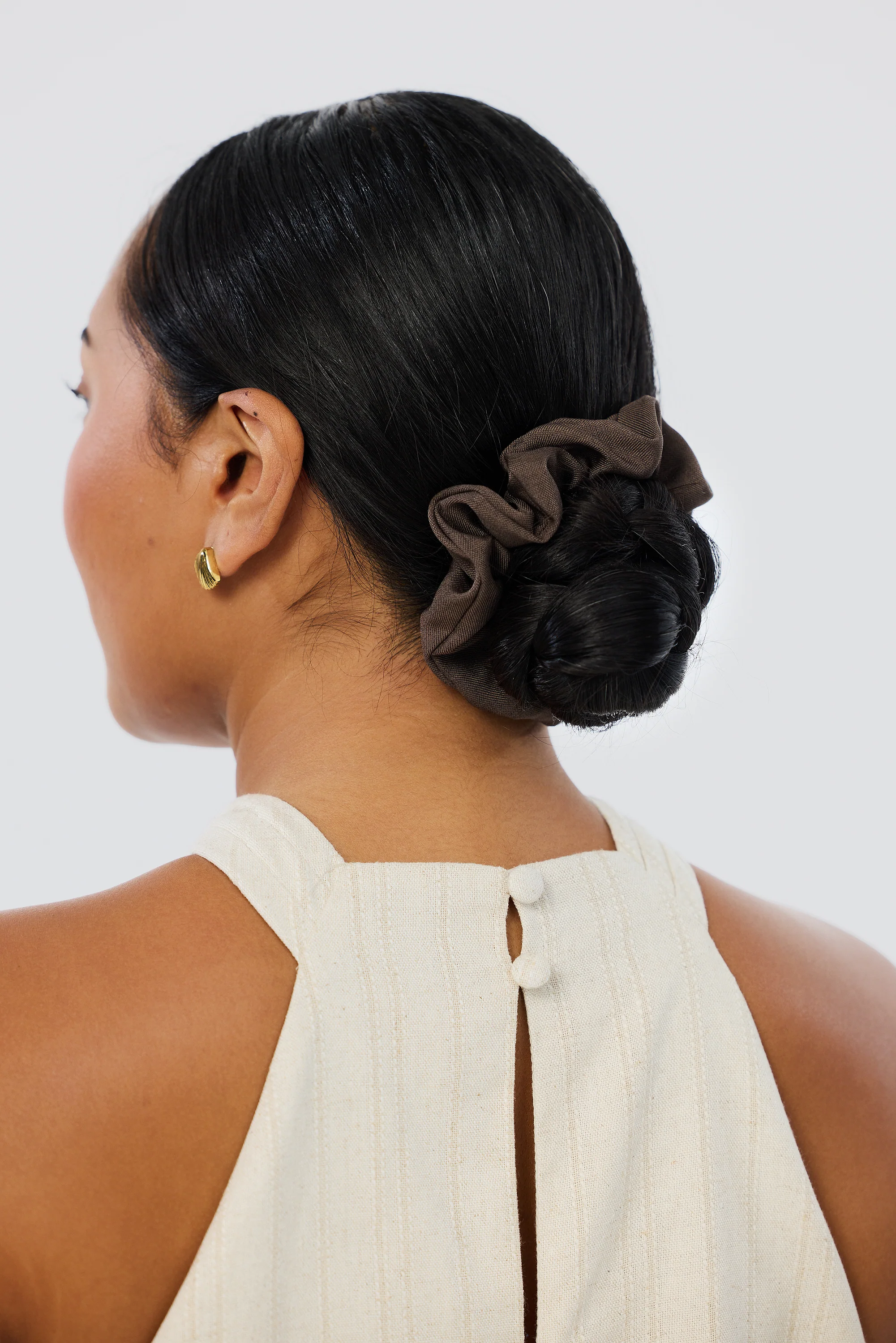 Scrunchie - Chocolate - Image 2