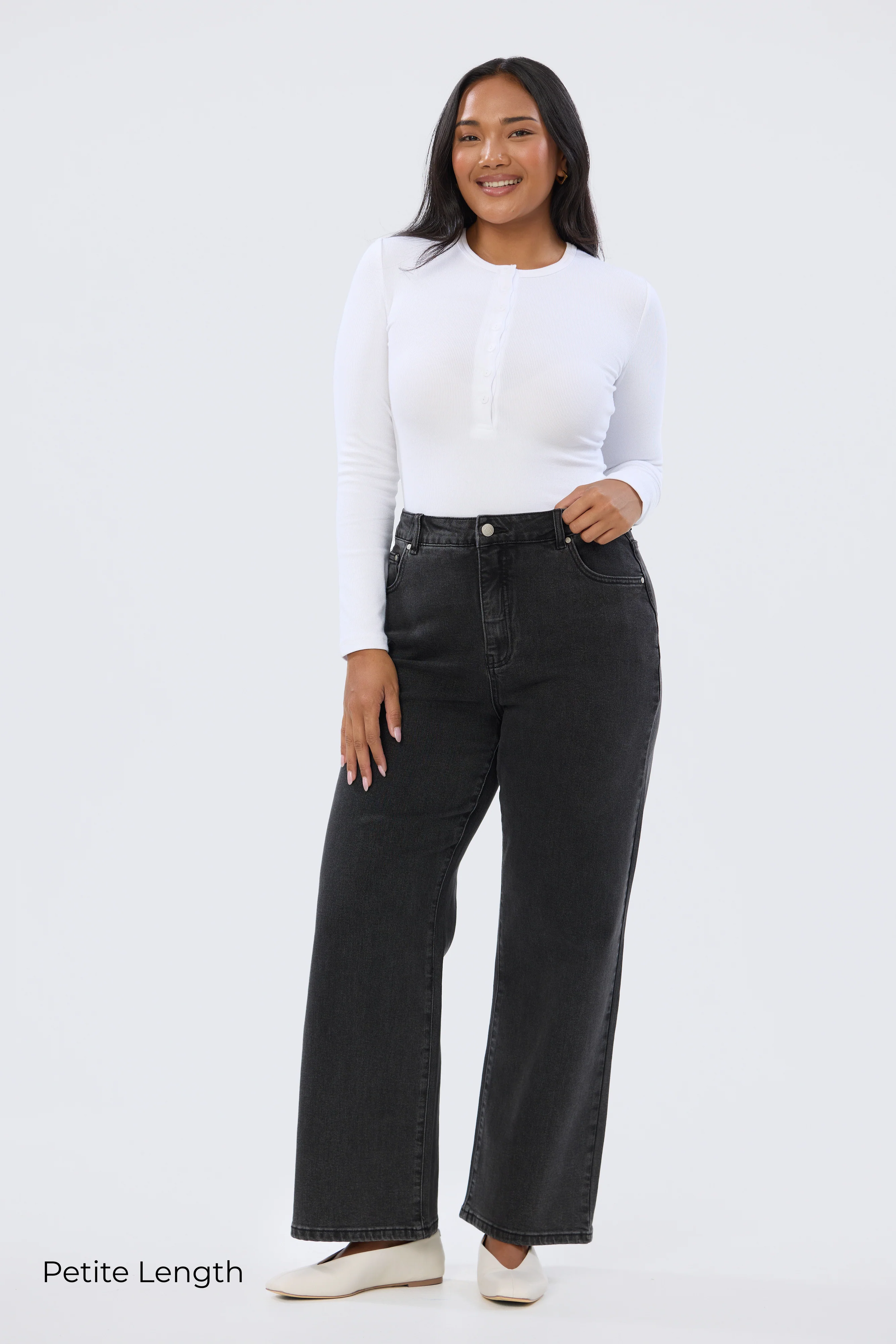 Signature Straight Leg Jeans - Black Wash (Pre-Order) - Image 4