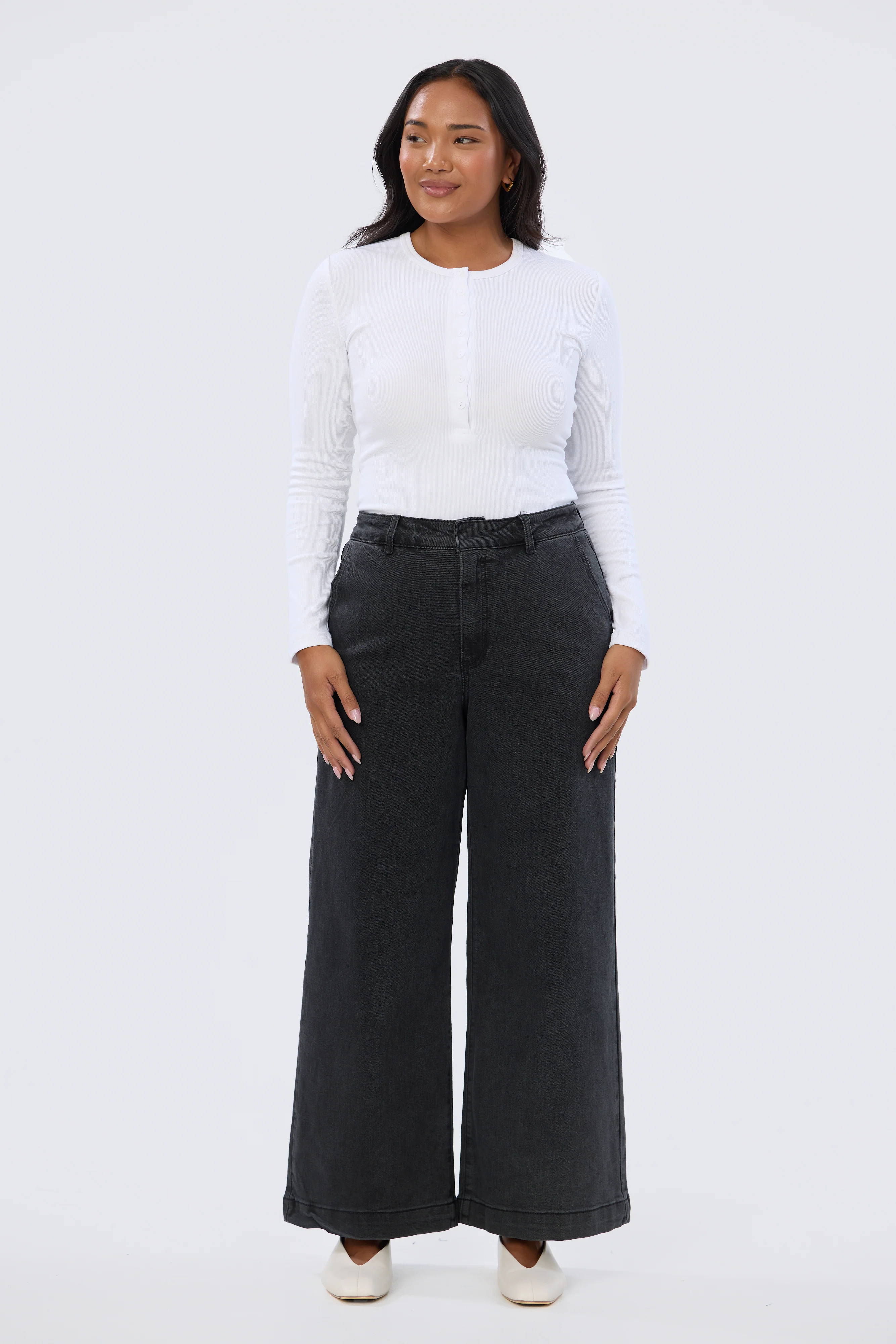 Signature Wide Leg Jeans - Black Wash (Pre-Order) - Image 6