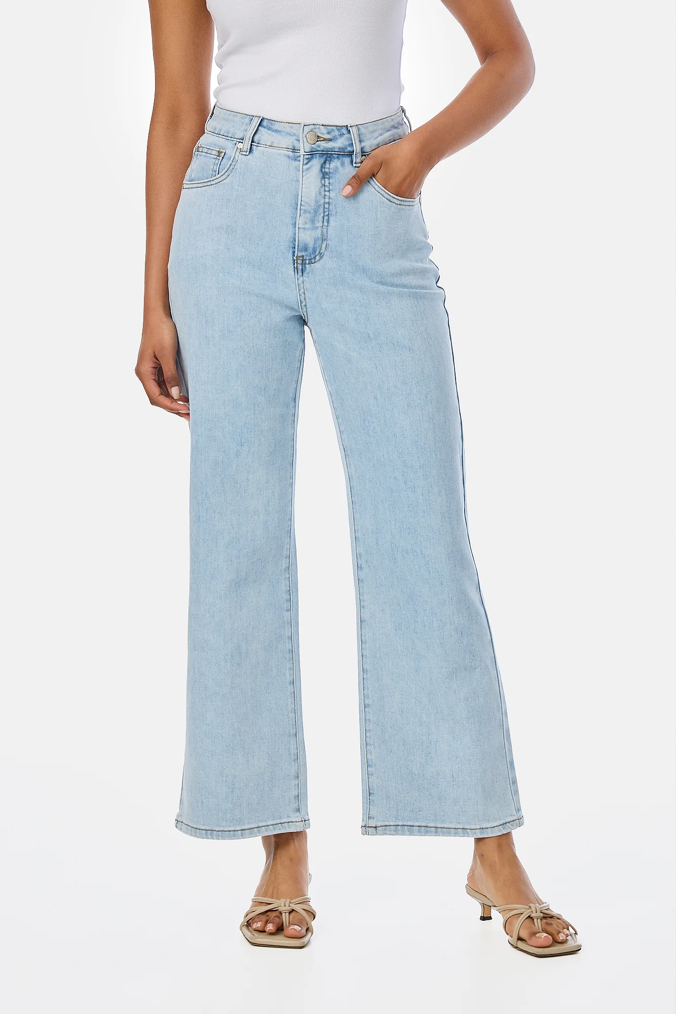 Signature Straight Leg Jeans - Light Blue Wash - Image 8