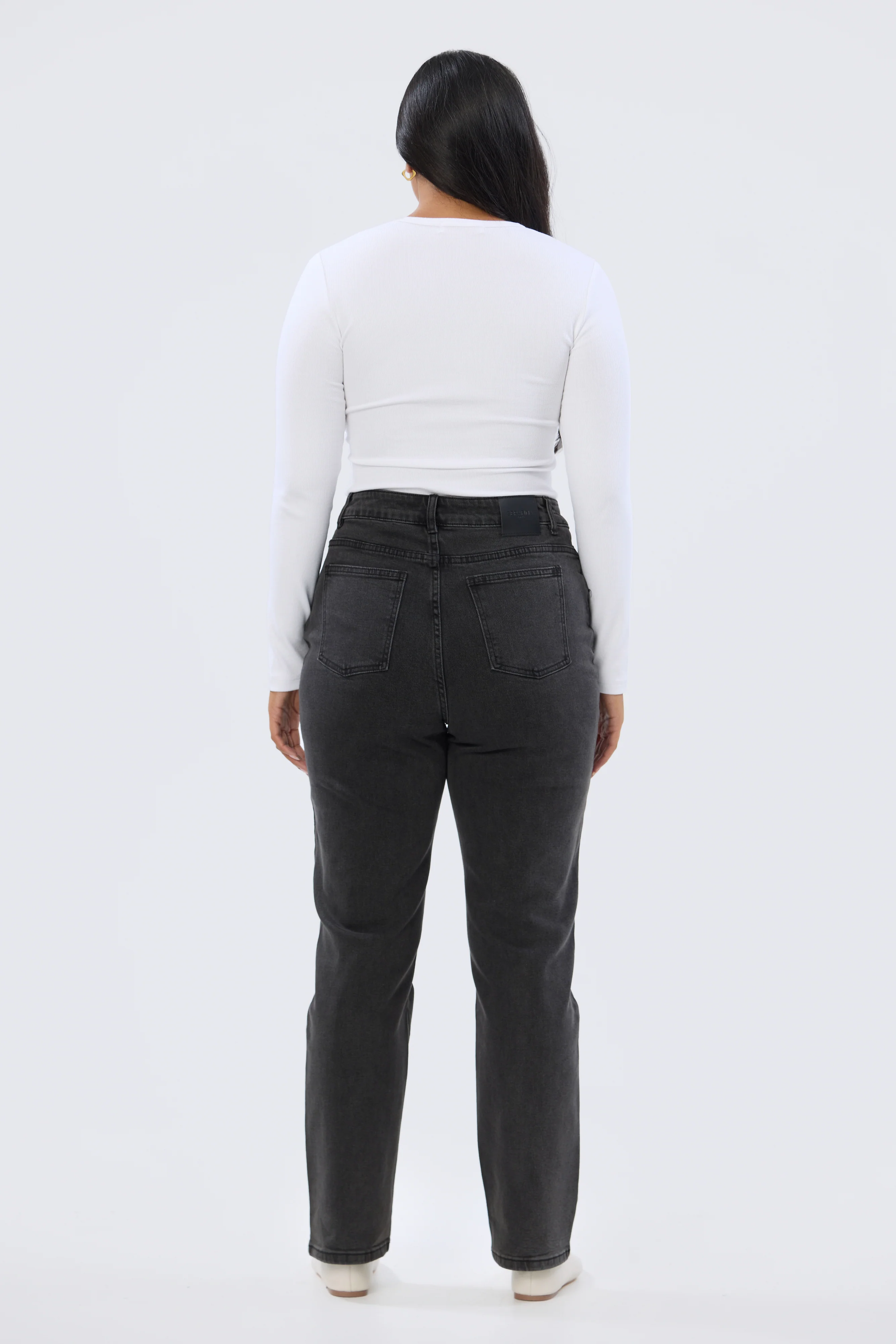 Signature Slim Leg Jeans - Black Wash (Pre-Order) - Image 4