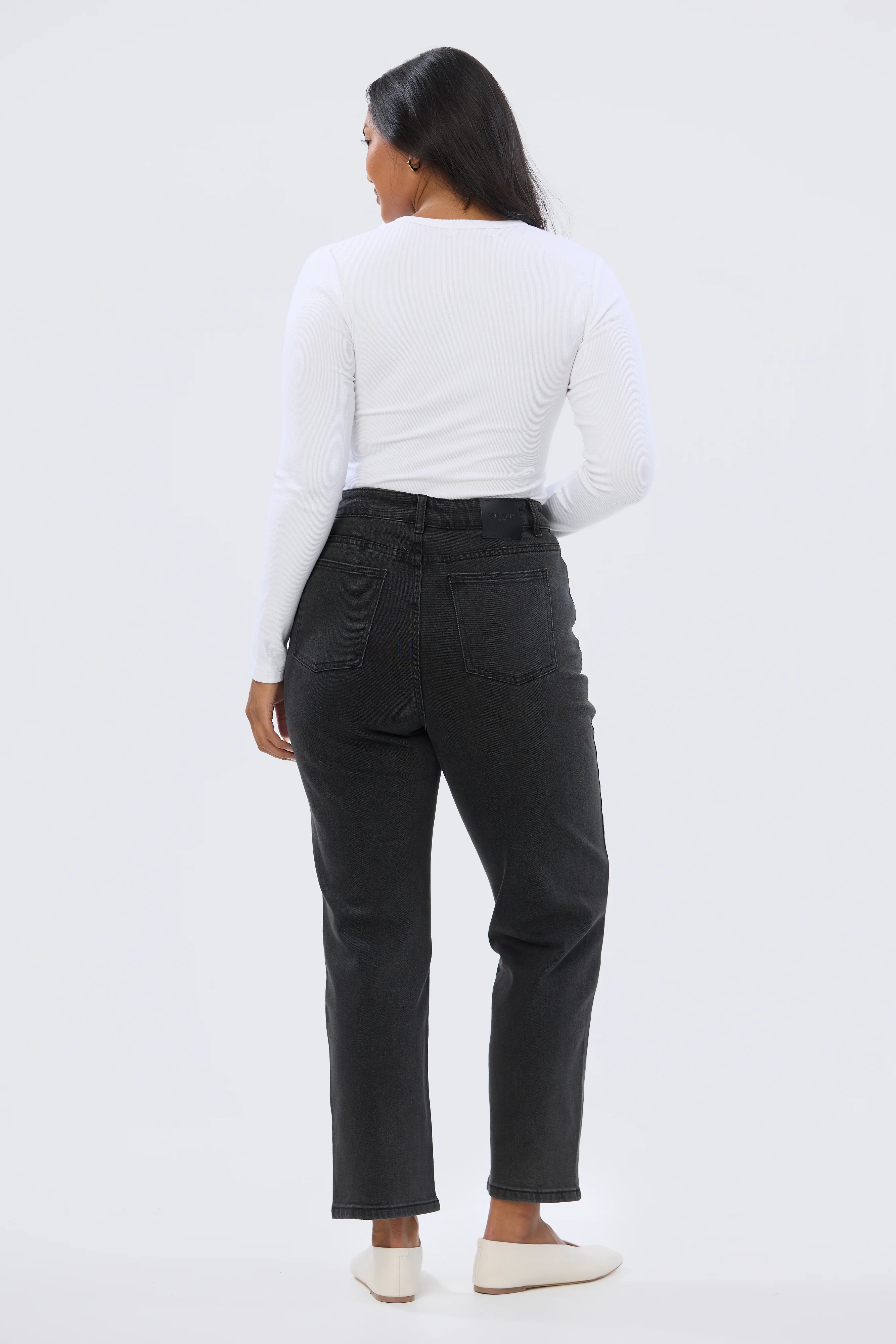 Signature Slim Leg Jeans - Black Wash (Pre-Order) - Image 9