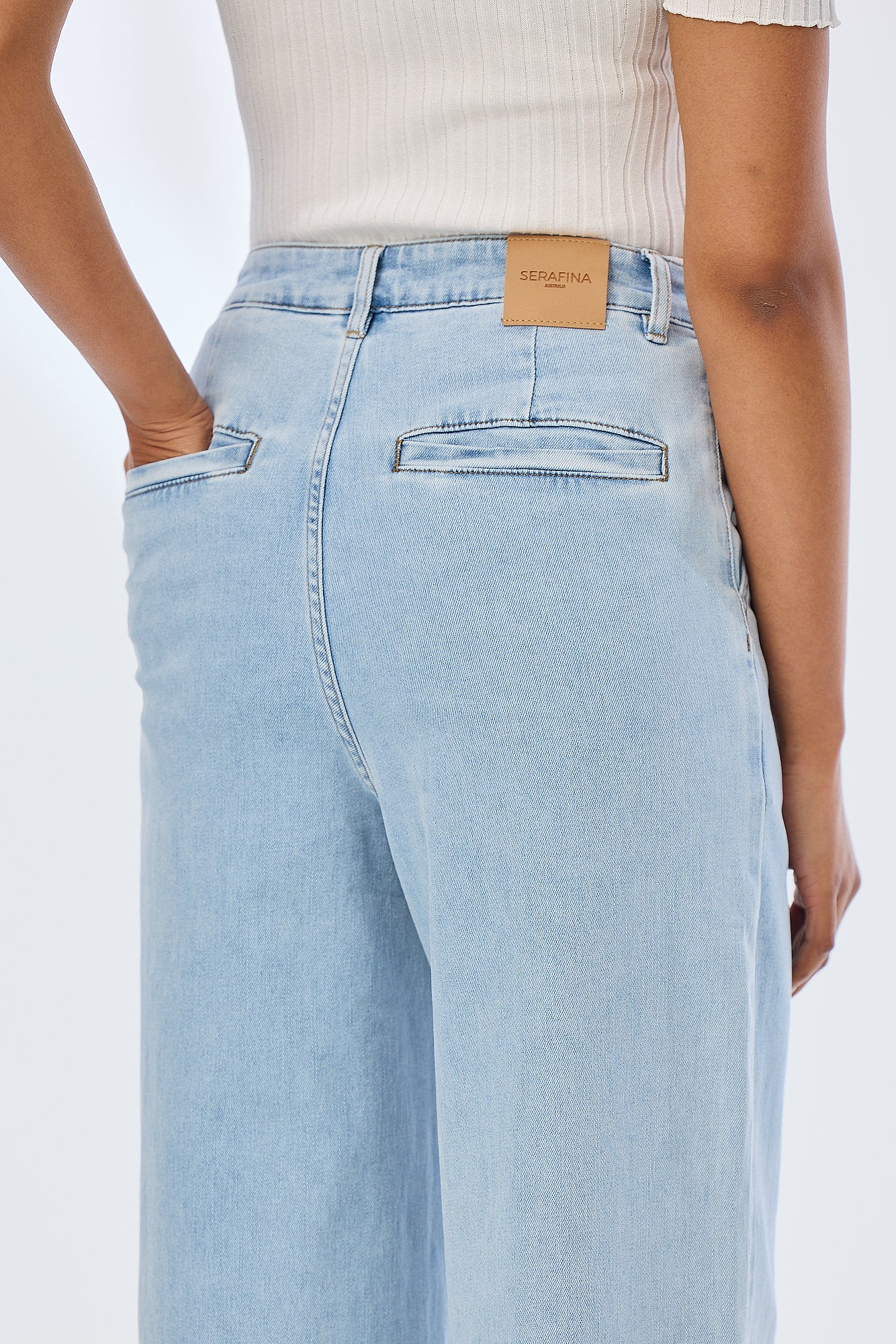 Signature Wide Leg Jeans - Light Blue Wash - Image 6